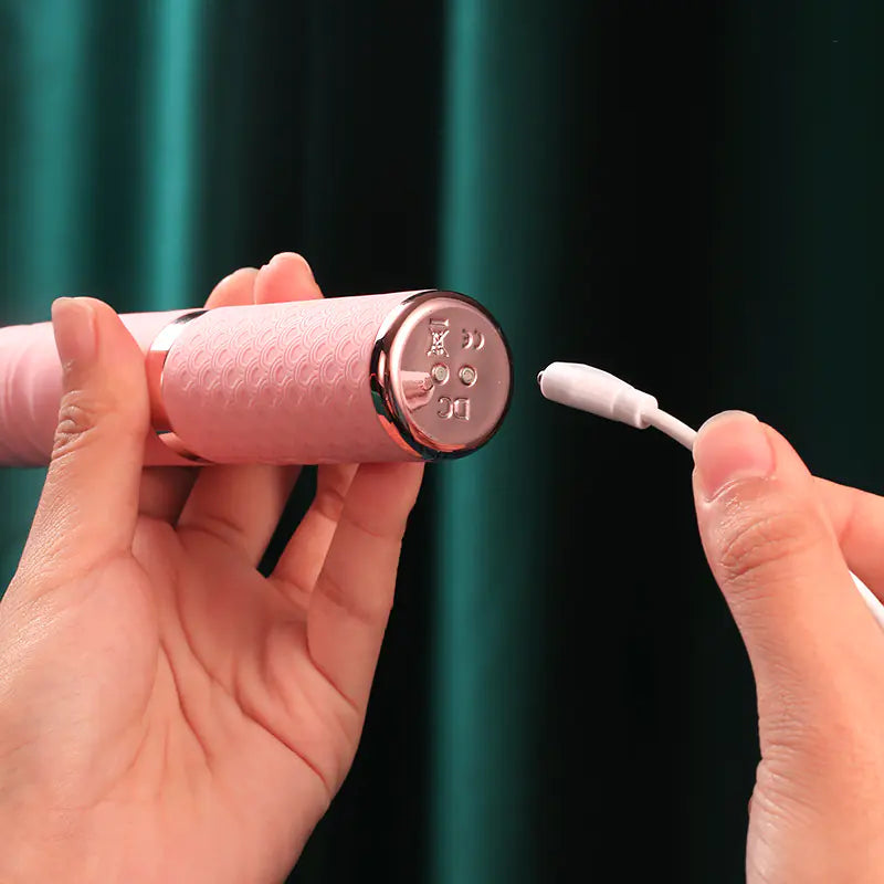 Automatic Telescopic Dildo